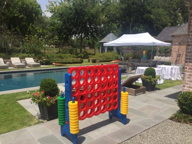 Best backyard party games giant connect four